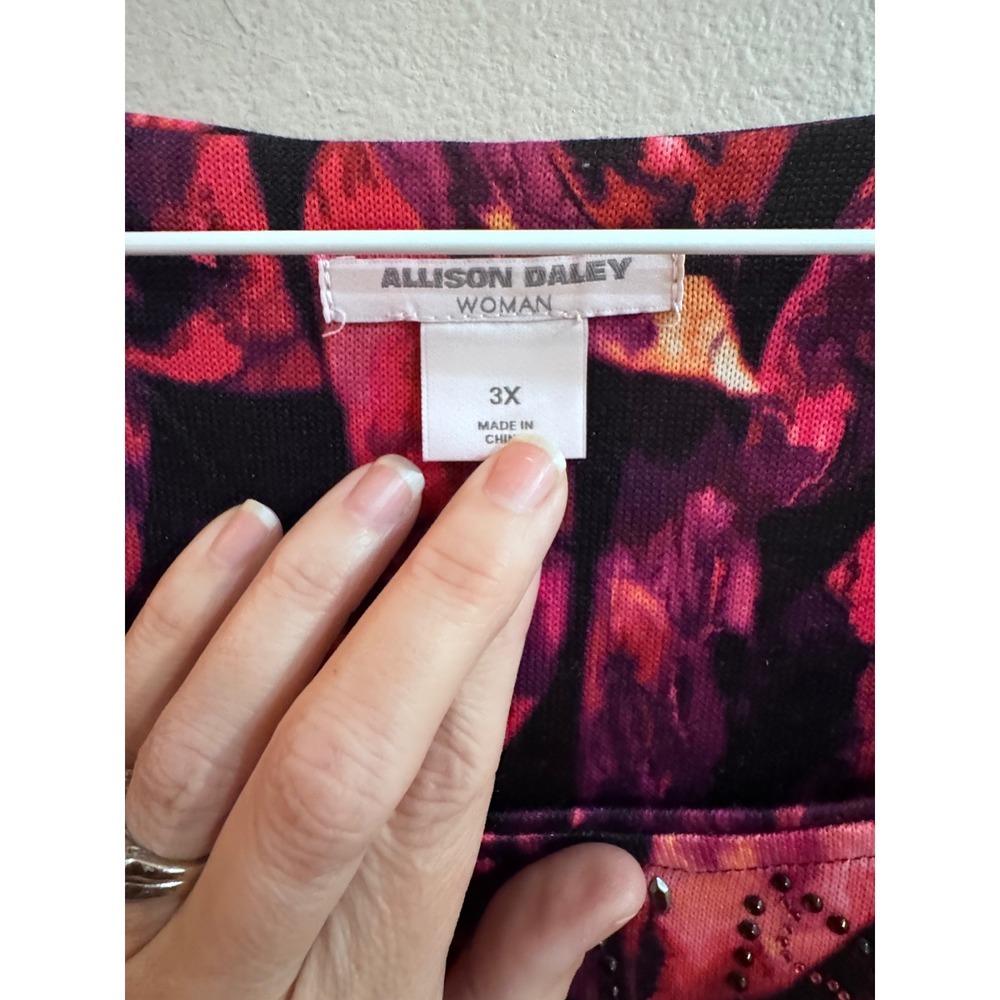 Allison Daley Woman 3X Black Pink Floral Long Sleeve Embellished Top - Picture 3 of 7